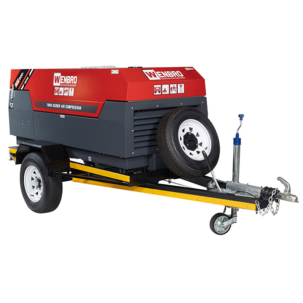 Air Compressor 200CFM Diesel Trailer View 01